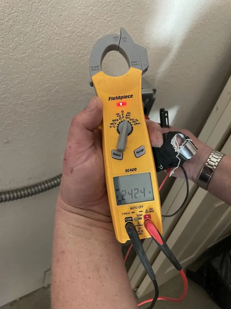 Voltage testing with clamp meter during Aluminum Wiring Replacement in Bridgeport